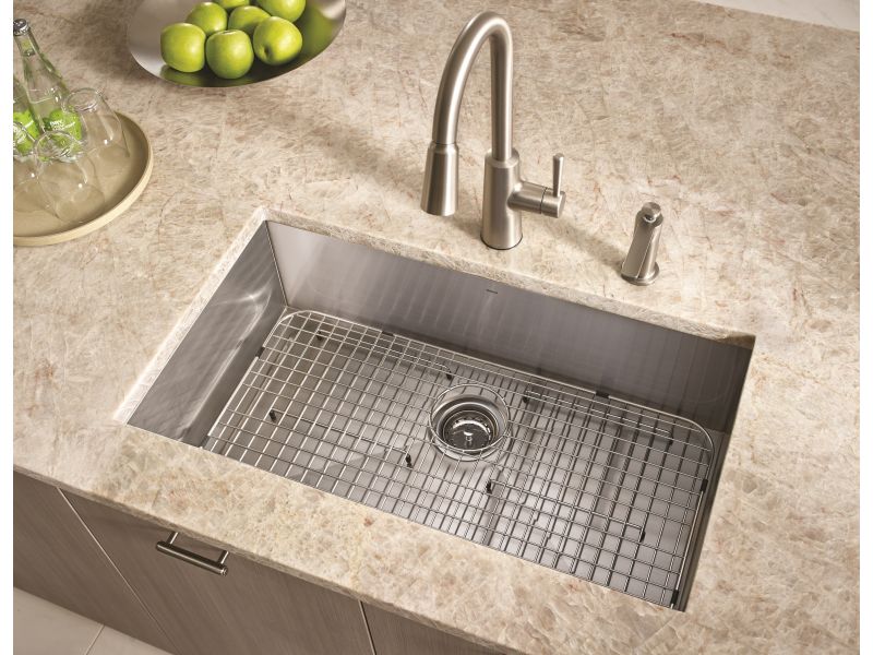 Riley™ Pulldown Kitchen Faucet